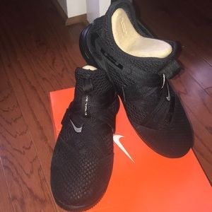 Lebron Soldier sneakers